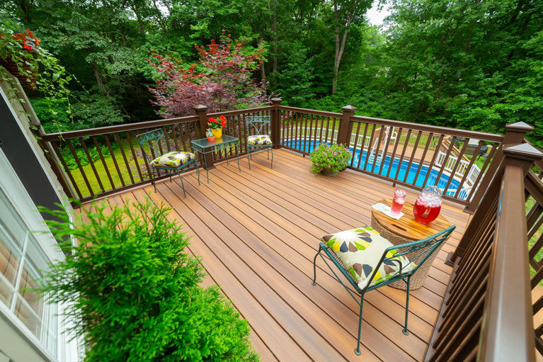 Today’s Homeowner helps Rhode Island homeowner upgrade exterior with F