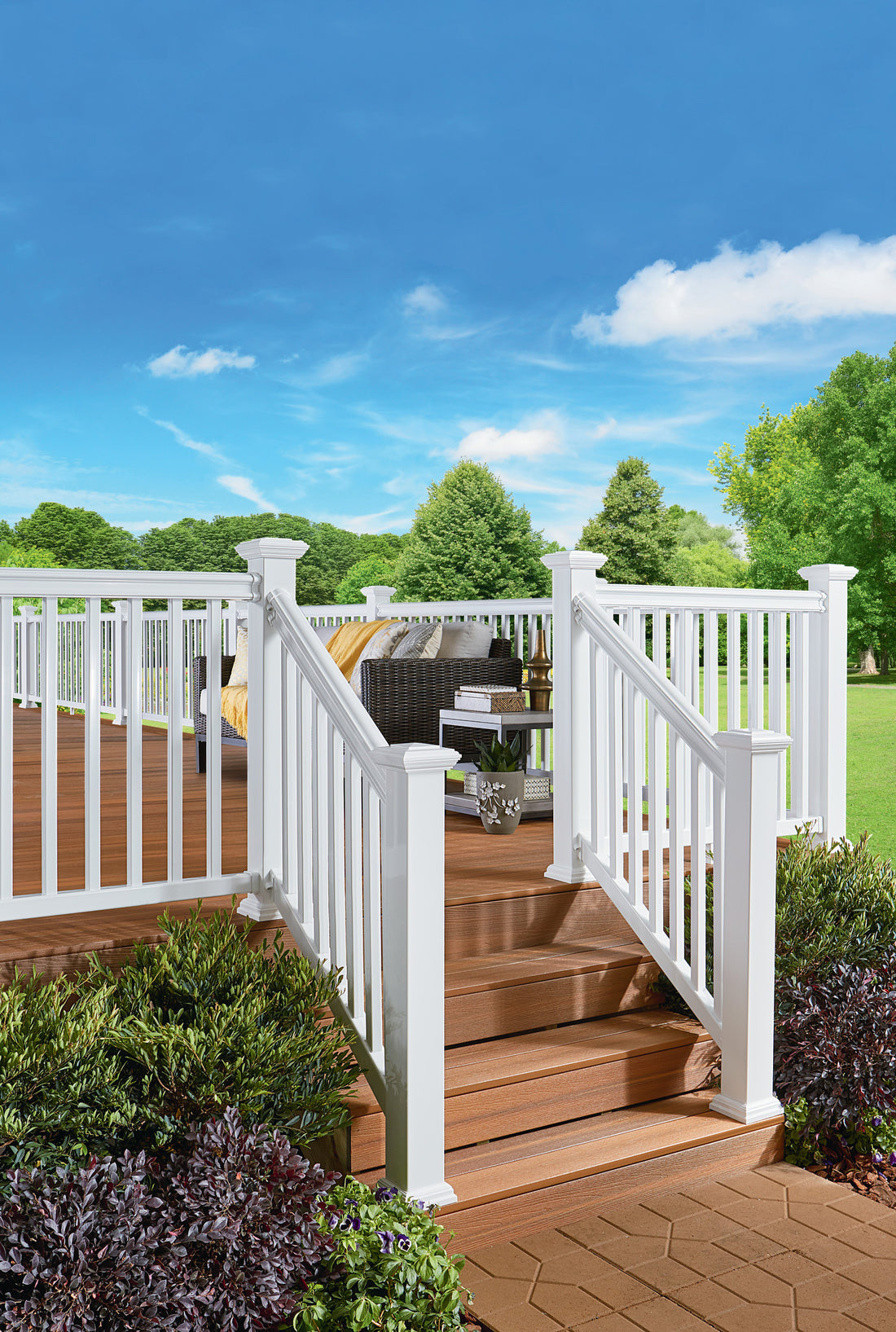 Fiberon BRIO 42 in. x 96 in. (Actual: 42 in. x 94 in.) Brown PVC Composite Stair Railing Kit w/Square Composite Balusters